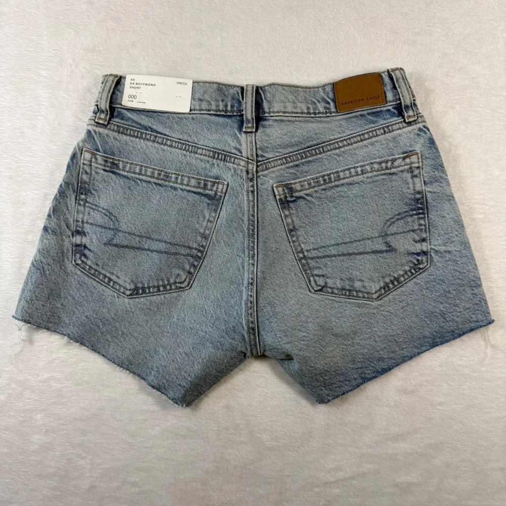 American‎ Eagle Ex-Boyfriend Short Light Wash Distressed Denim 000 23W 41979022